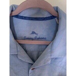 Tommy Bahama 100% Silk Men’s XL Short Sleeve Embroidered Camp Hawaiian Shirt